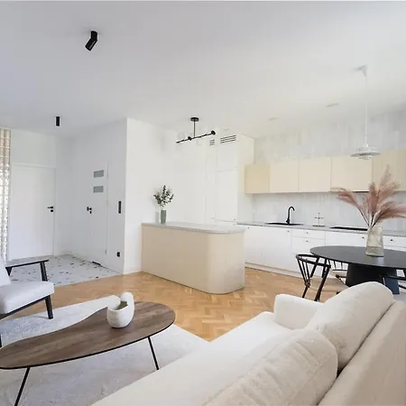 Venice Avenue - 3 Bedroom Luxury 90m2 & Balcony In Old Town Apartment Krakow