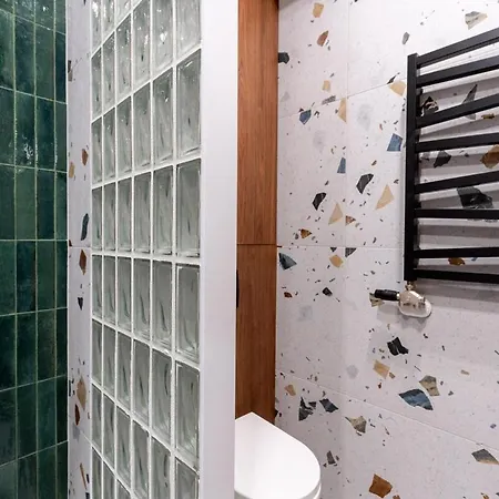 Venice Avenue - 3 Bedroom Luxury 90m2 & Balcony In Old Town Apartment Krakow