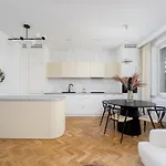 Park Avenue Luxury 3br Apartman